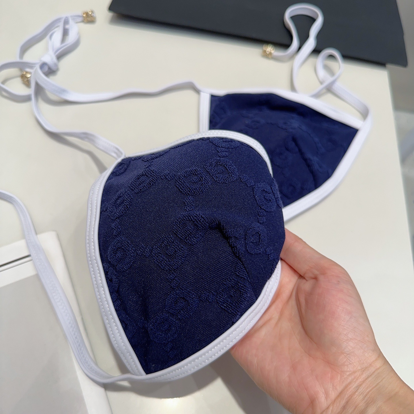 古奇泳衣，时尚达人必备。超级显身材！SML