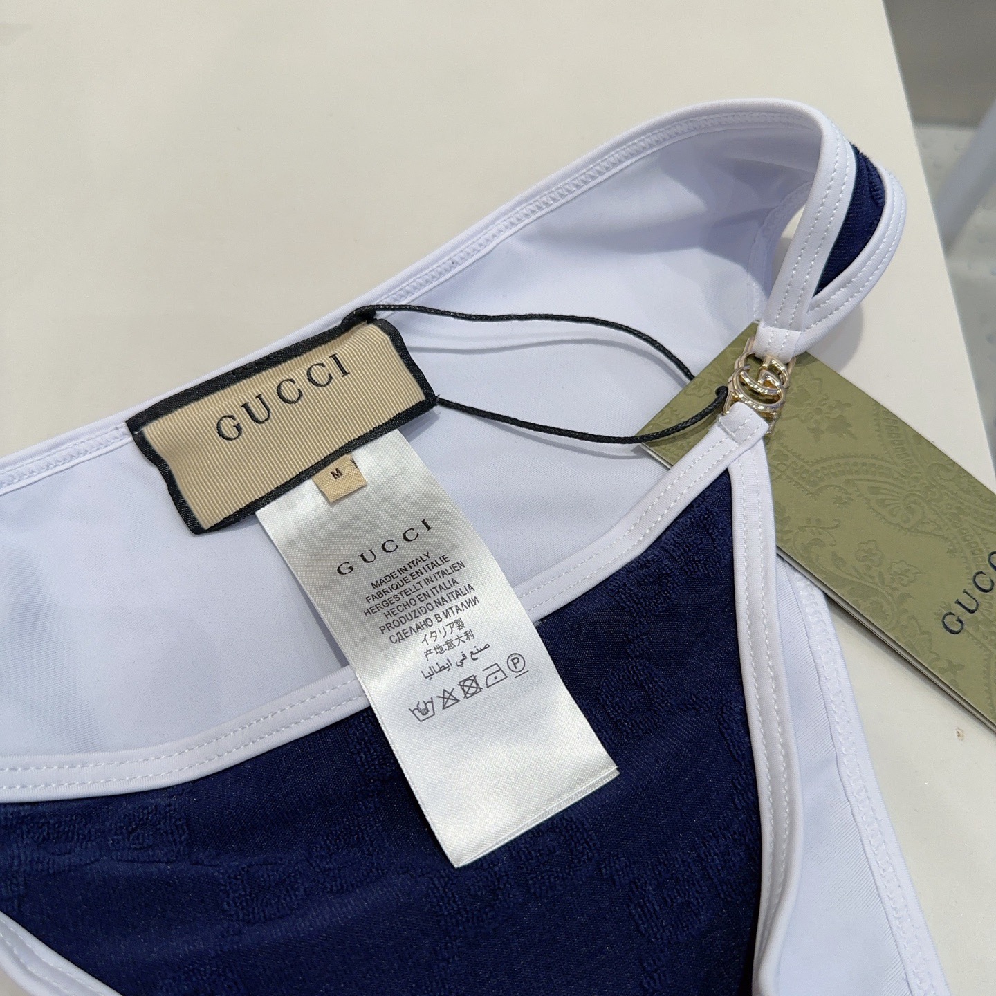 古奇泳衣，时尚达人必备。超级显身材！SML