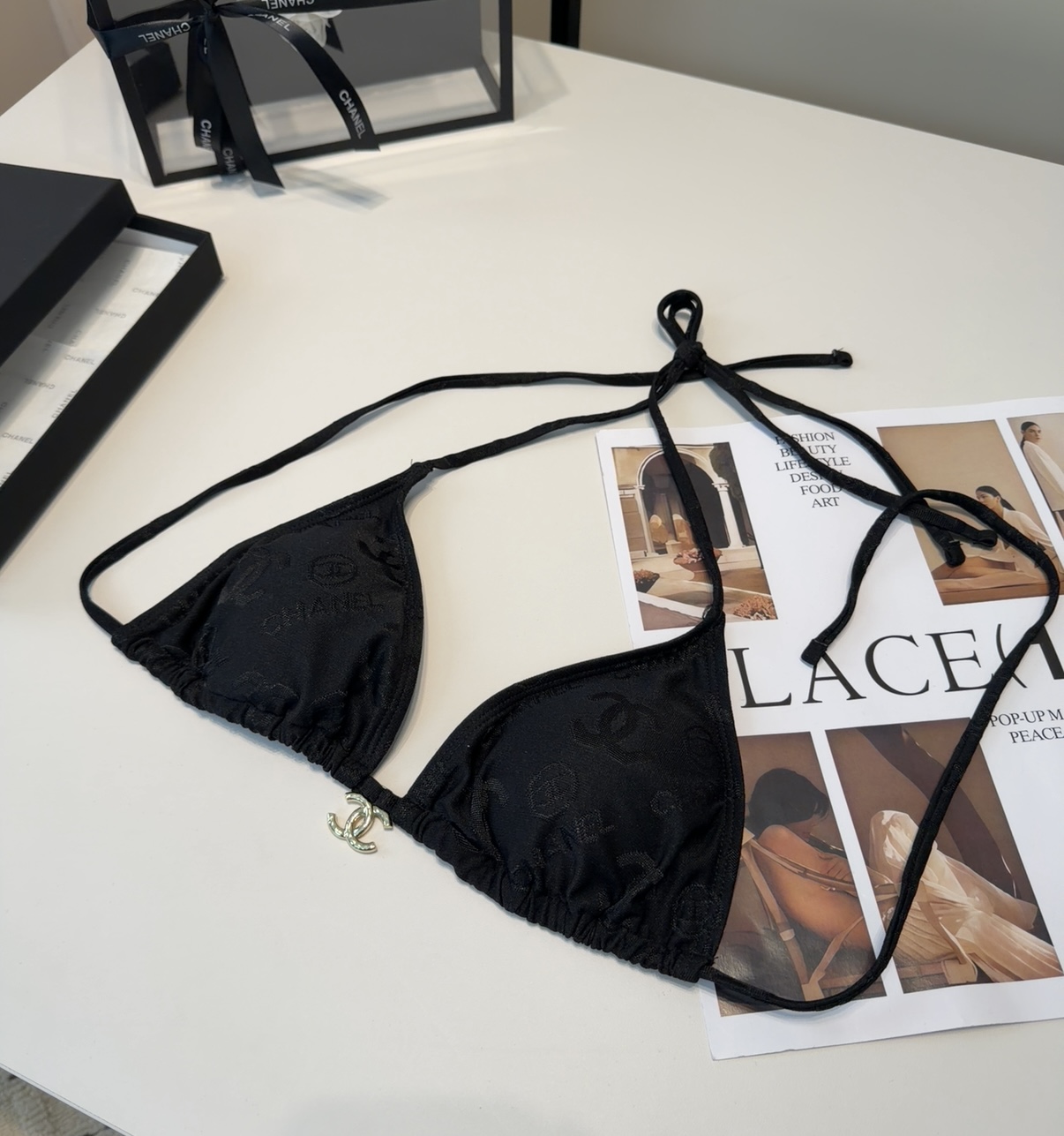 香奈儿泳衣，实物实在太美了！拍不出来它的美😍谁穿谁美！很值得入手✋ SML