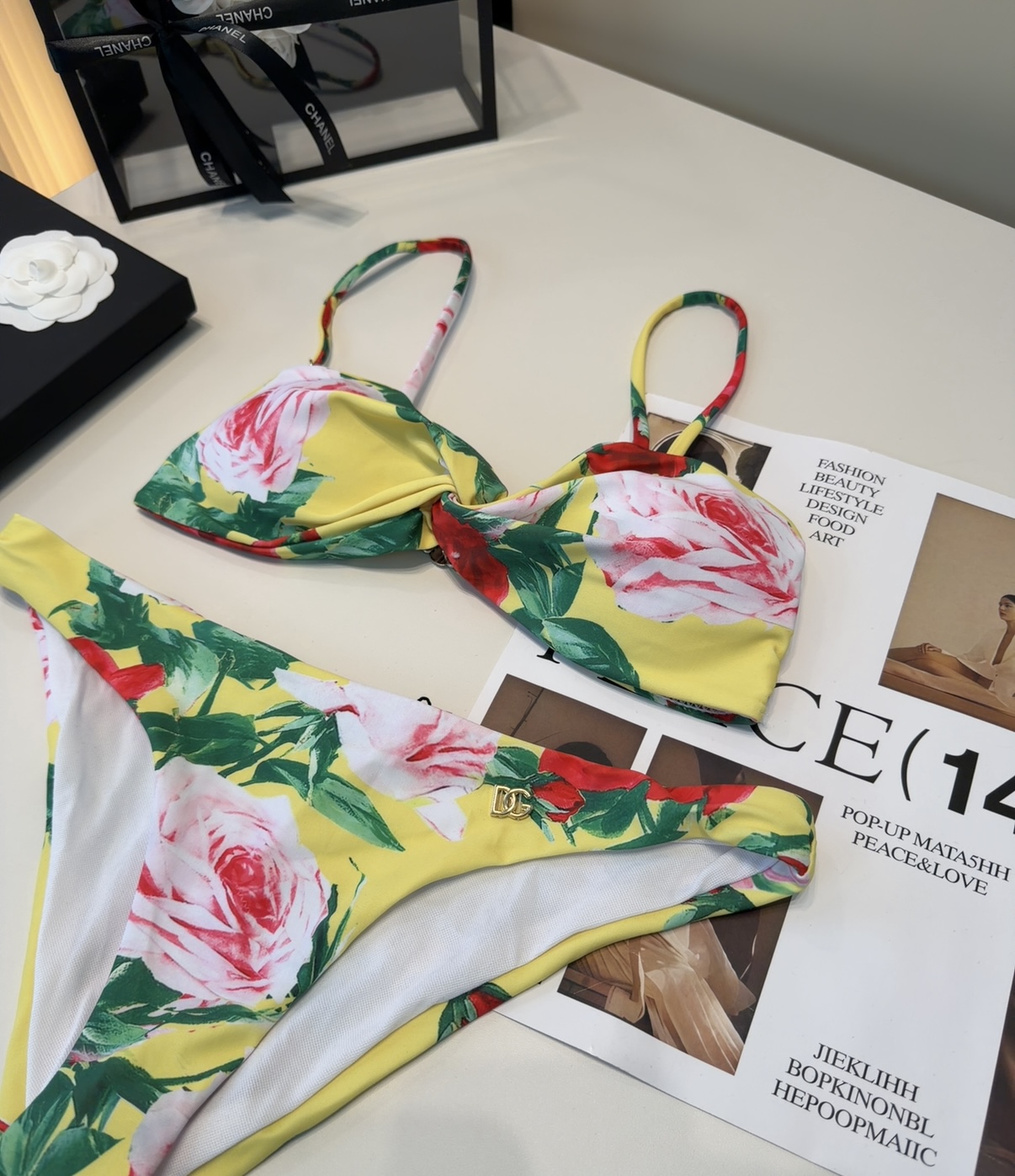 DG泳衣，实物实在太美了！拍不出来它的美😍谁穿谁美！很值得入手✋ SML