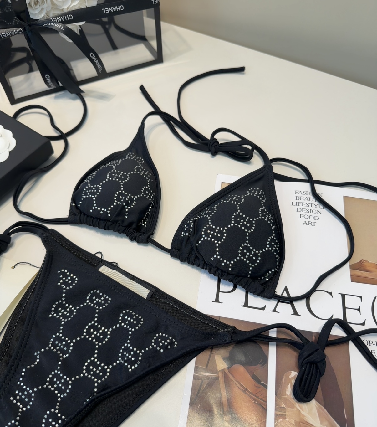 古奇泳衣，实物实在太美了！拍不出来它的美😍谁穿谁美！很值得入手✋ SML