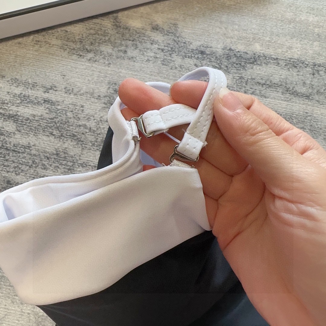 香奈儿泳衣，实物实在太美了！拍不出来它的美😍谁穿谁美！很值得入手✋ SML