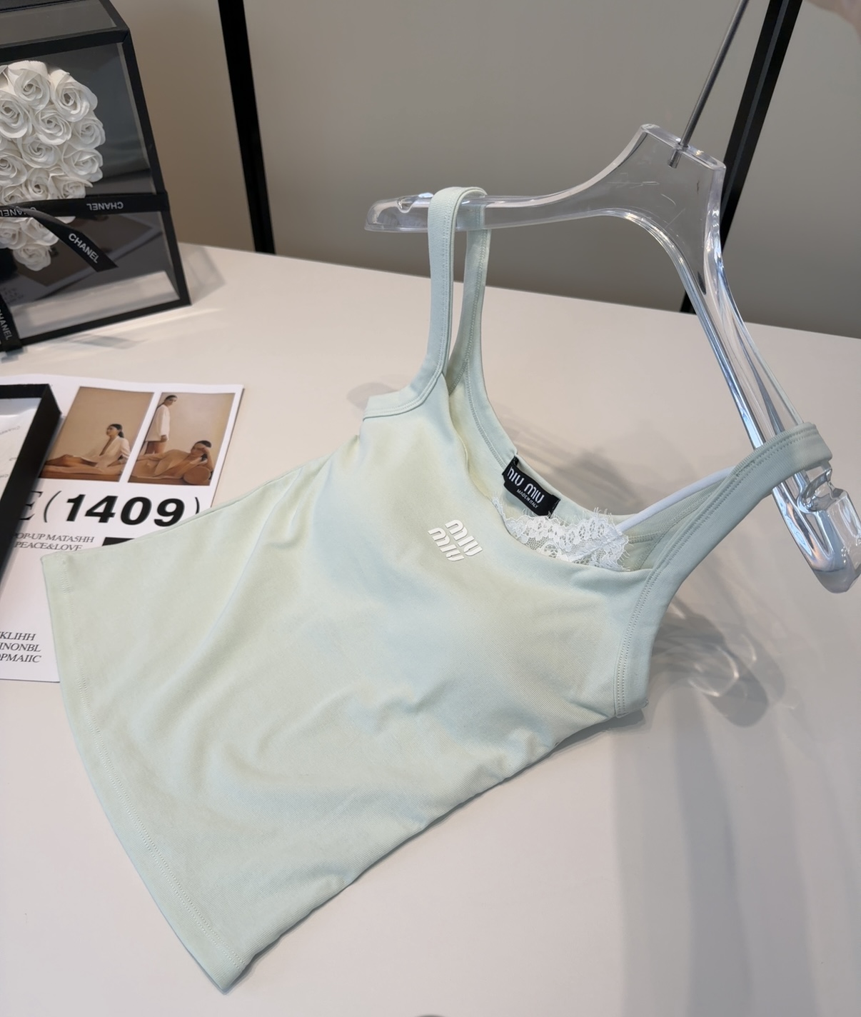 Miumiu背心，搭外套单穿超🔥爆均码