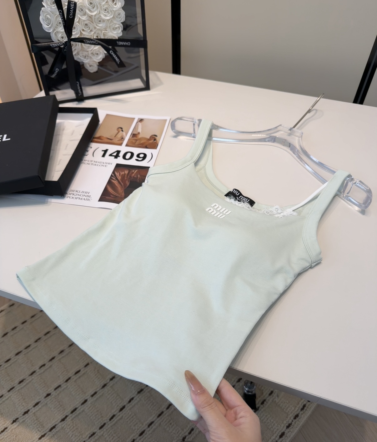 Miumiu背心，搭外套单穿超🔥爆均码