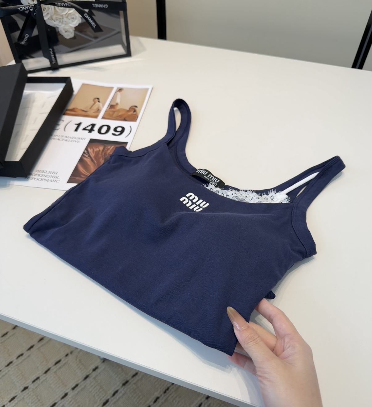 Miumiu背心，搭外套单穿超🔥爆均码