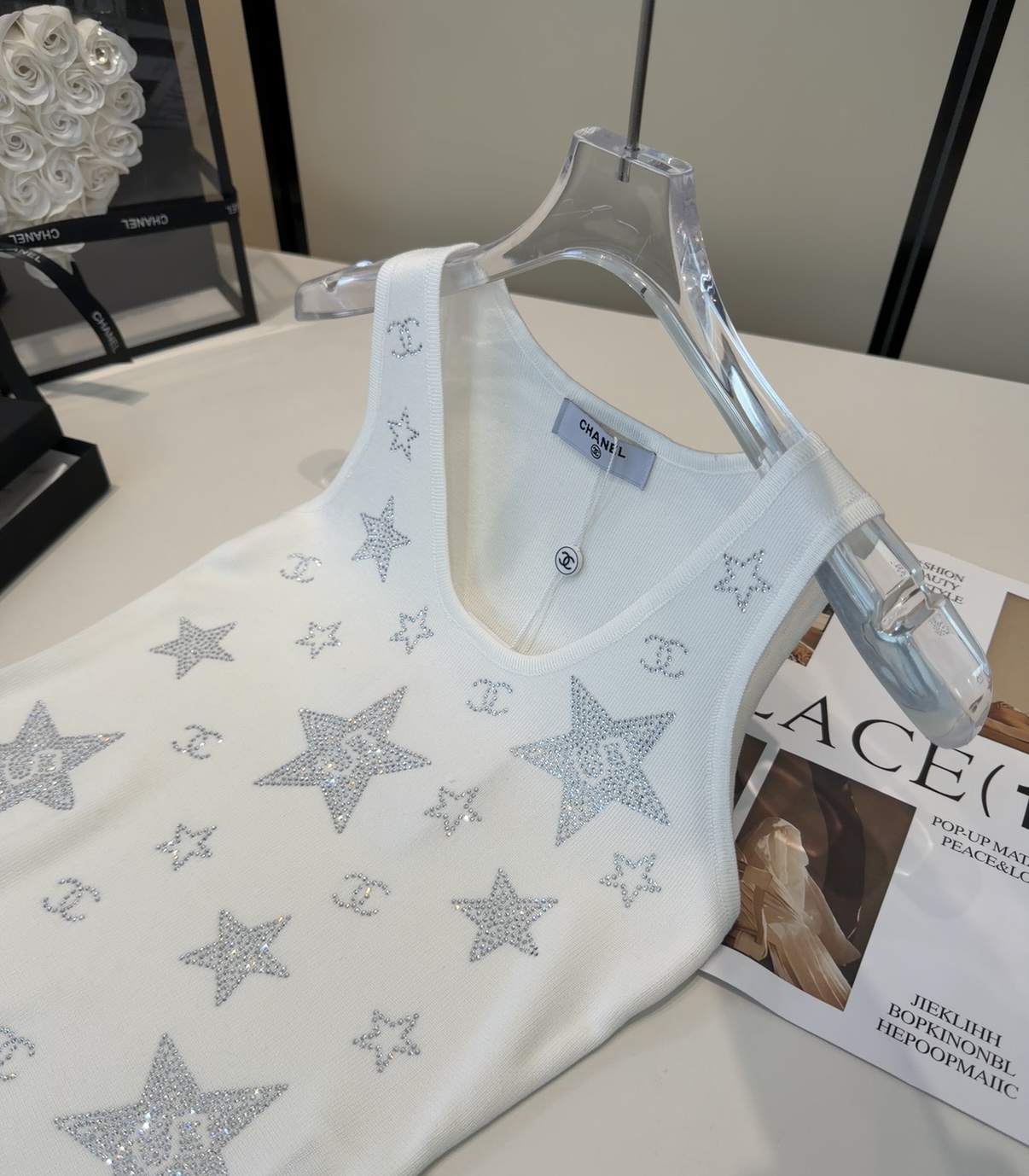 香奈儿烫钻背心，搭外套单穿超🔥爆均码