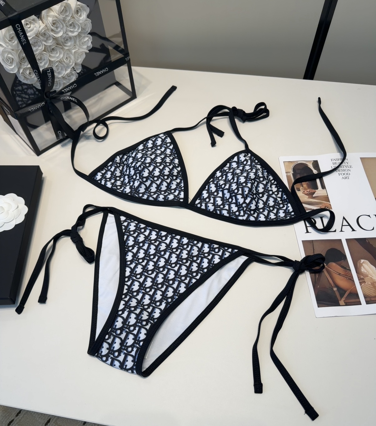 迪奥泳衣，时尚潮人必备！实物超级好看！海边度假拍照超级好！SML