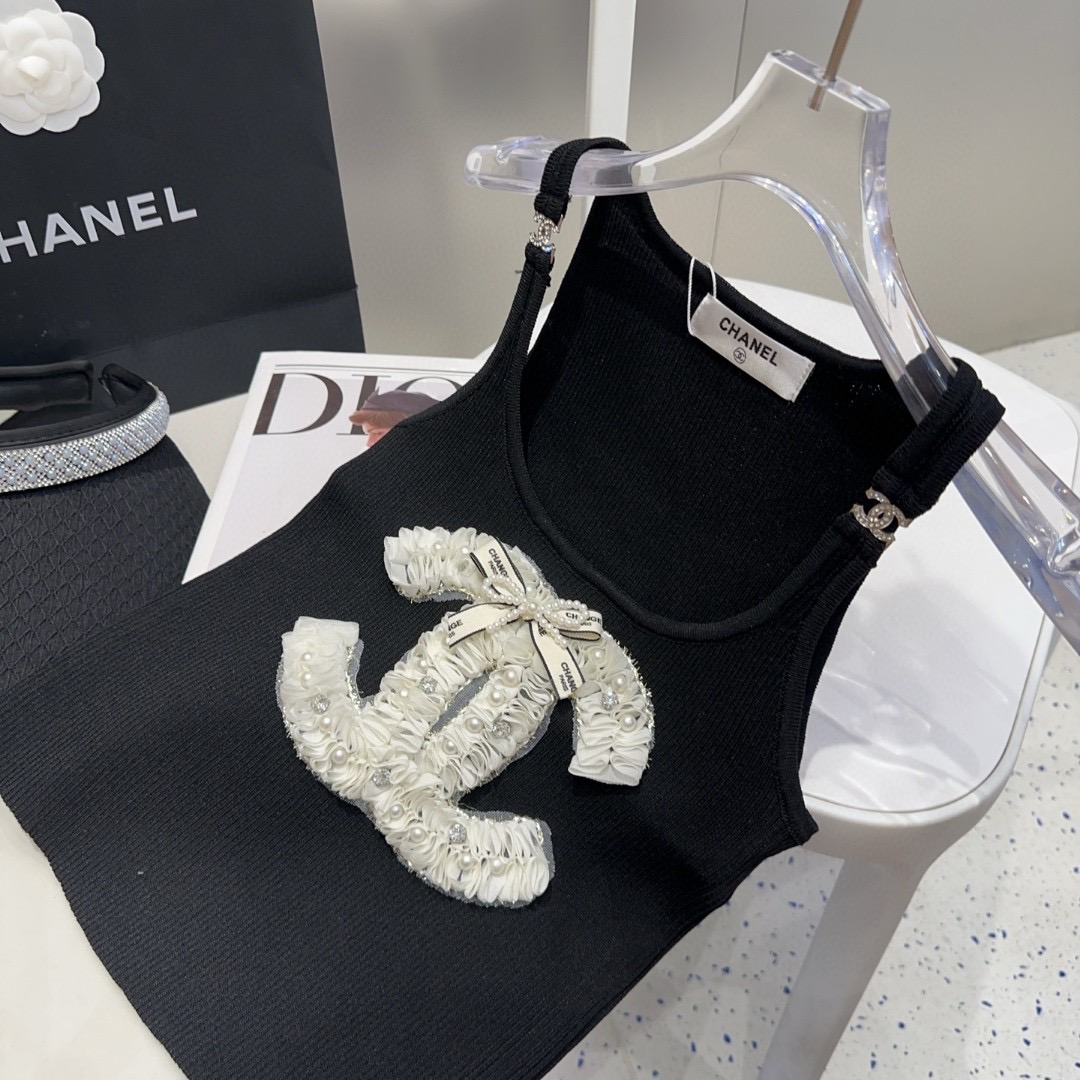 香奈儿背心，搭外套单穿超🔥爆均码