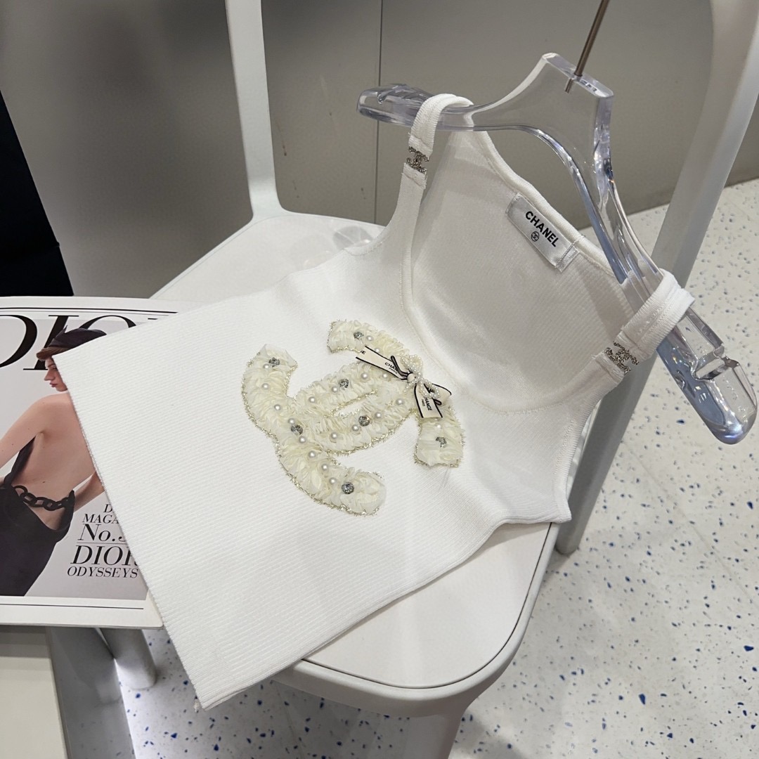 香奈儿背心，搭外套单穿超🔥爆均码