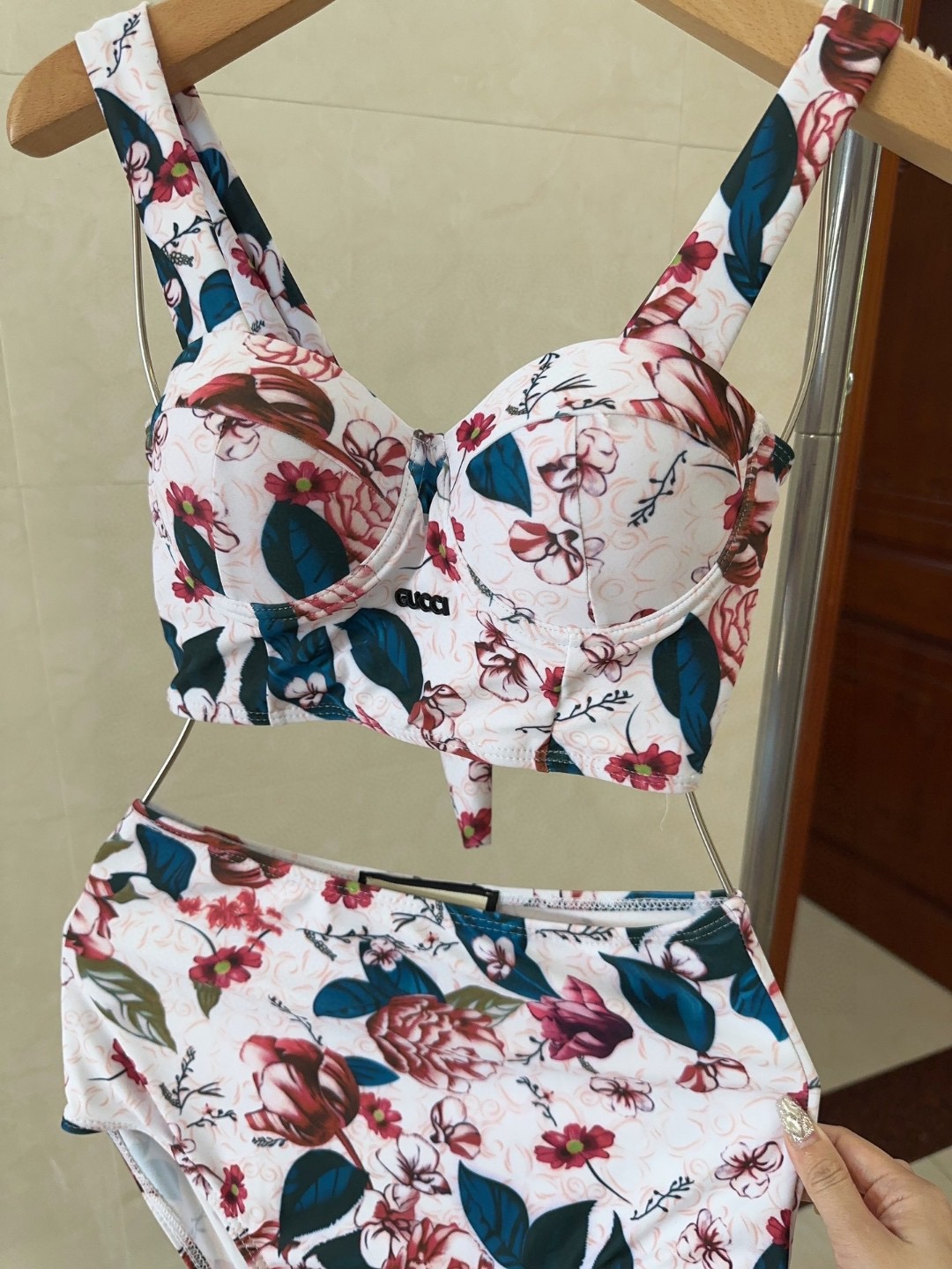 古奇泳衣，上身显瘦而且好看！穿着很洋气😍SML