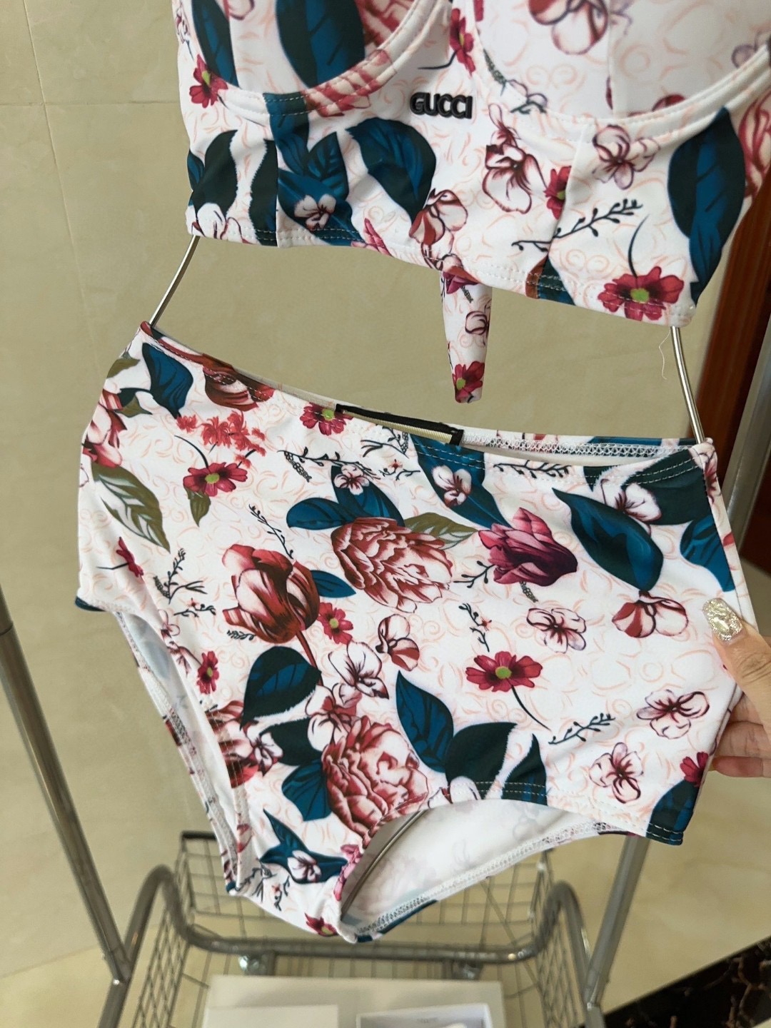 古奇泳衣，上身显瘦而且好看！穿着很洋气😍SML