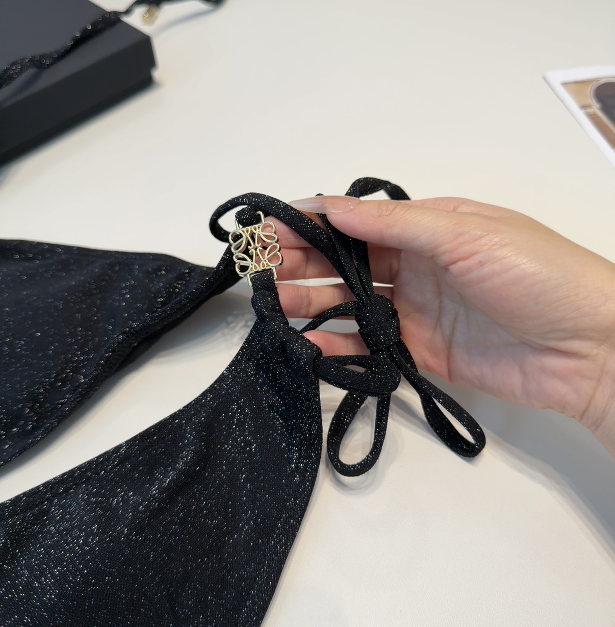 罗意威泳衣，时尚潮人必备！实物超级好看！海边度假拍照超级好！SML