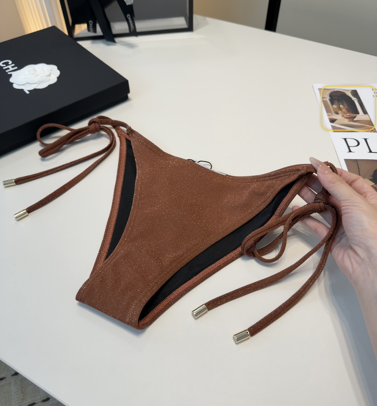 罗意威泳衣，时尚潮人必备！实物超级好看！海边度假拍照超级好！SML