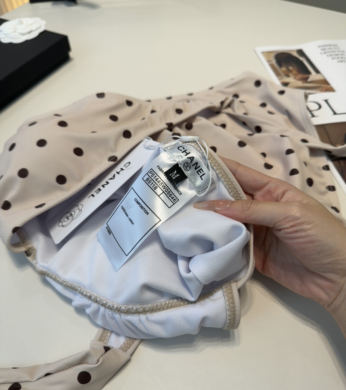 香奈儿泳衣，时尚潮人必备！实物超级好看！海边度假拍照超级好！SML