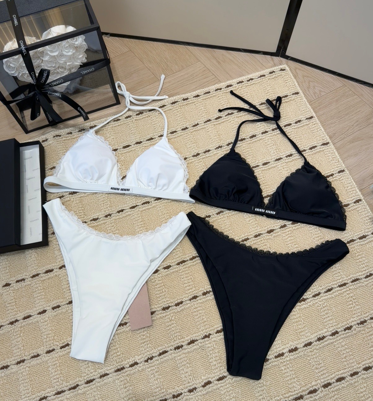 Miumiu泳衣，实物实在太美了！拍不出来它的美😍谁穿谁美！很值得入手✋ SML