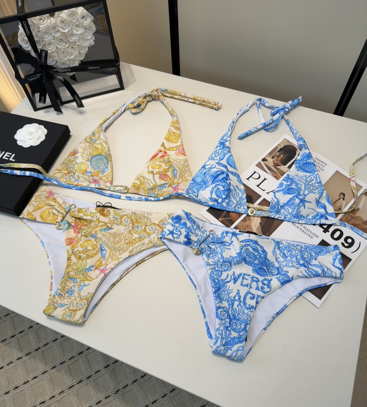 范思哲泳衣，时尚潮人必备！实物超级好看！海边度假拍照超级好！SML