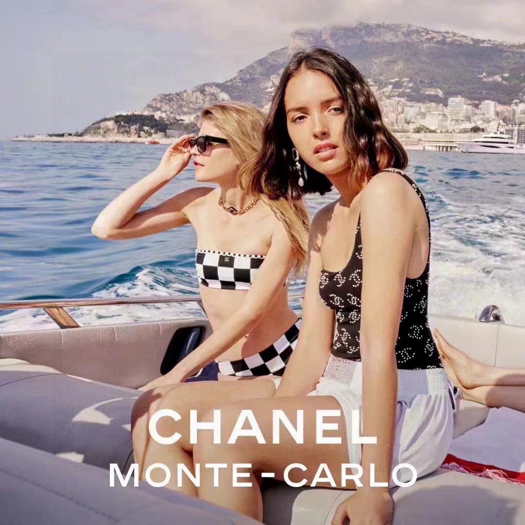 香奈儿泳衣，实物实在太美了！拍不出来它的美😍谁穿谁美！很值得入手✋ SML