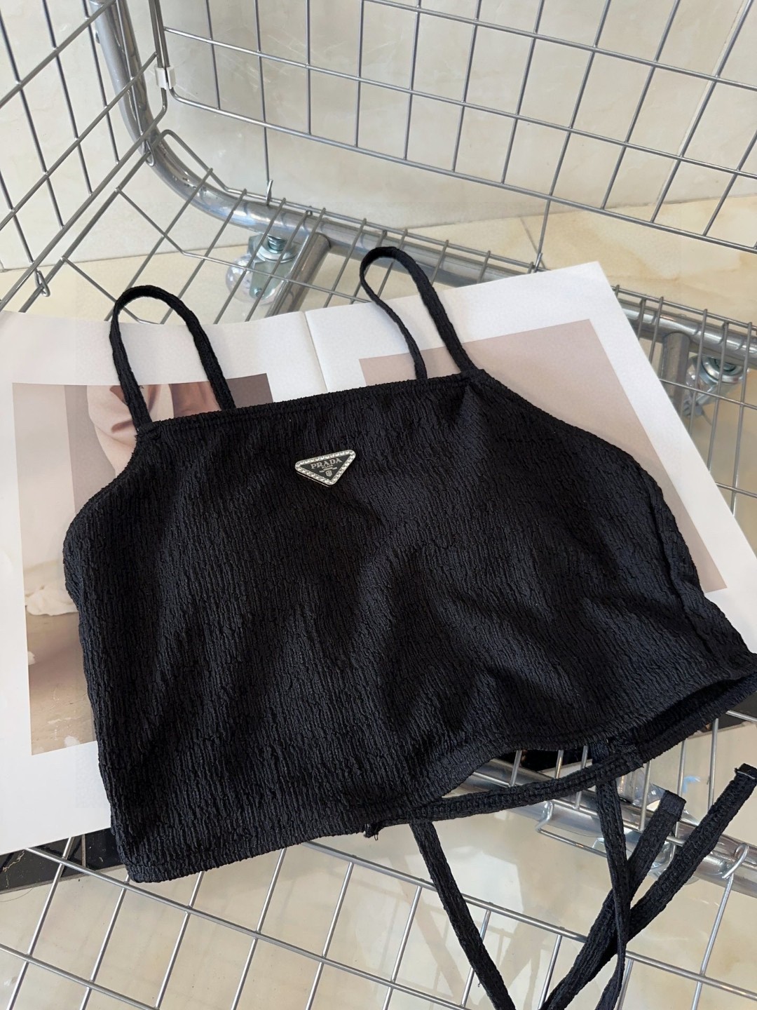 普拉达泳衣，上身显瘦而且好看！穿着很洋气😍SML