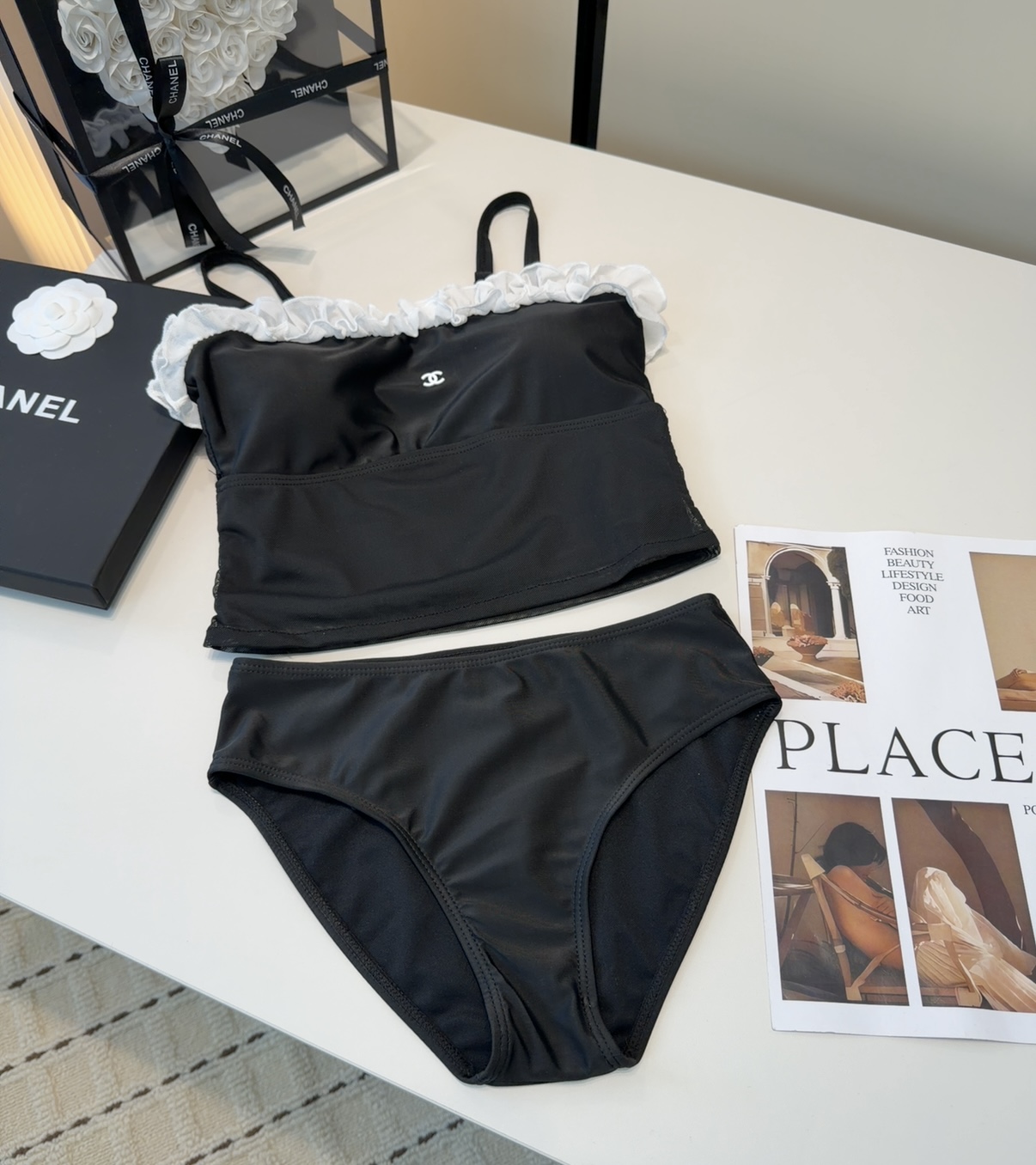 香奈儿泳衣，时尚潮人必备！实物超级好看！海边度假拍照超级好！SML