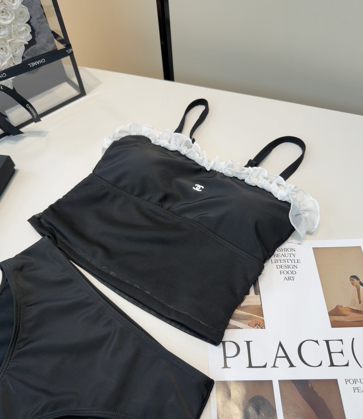 香奈儿泳衣，时尚潮人必备！实物超级好看！海边度假拍照超级好！SML