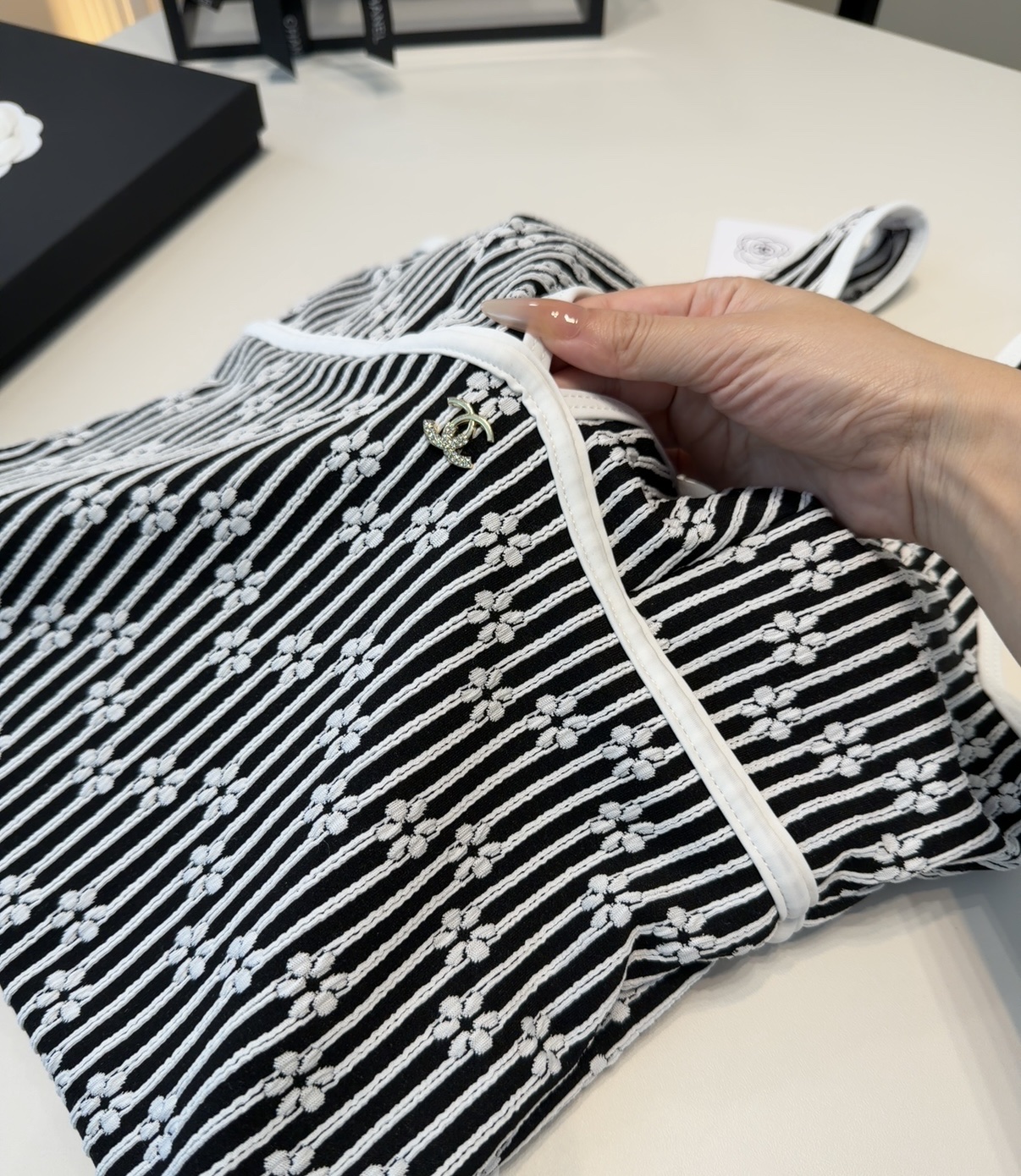 香奈儿泳衣，上身显瘦而且好看！穿着很洋气😍SML