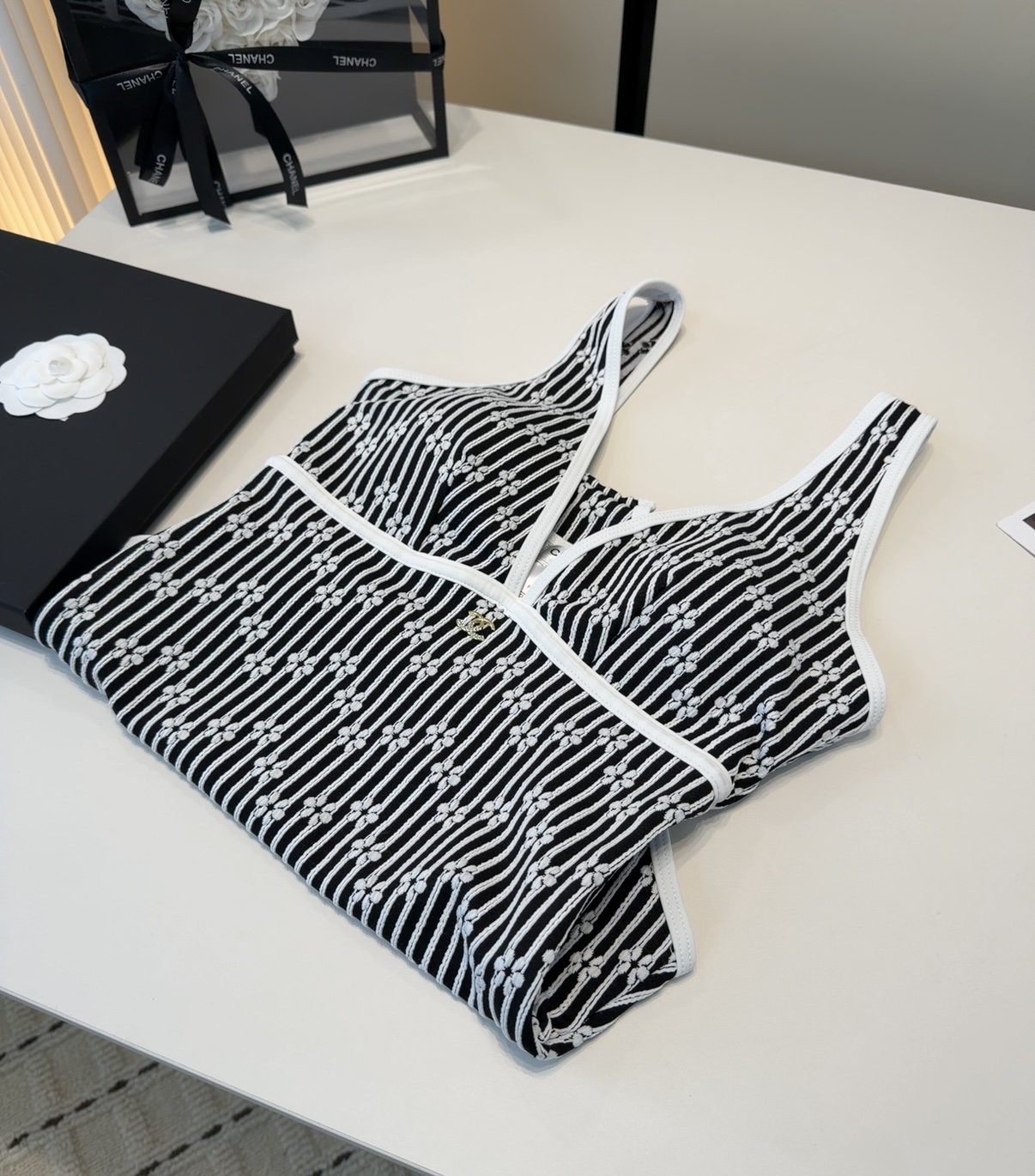 香奈儿泳衣，上身显瘦而且好看！穿着很洋气😍SML