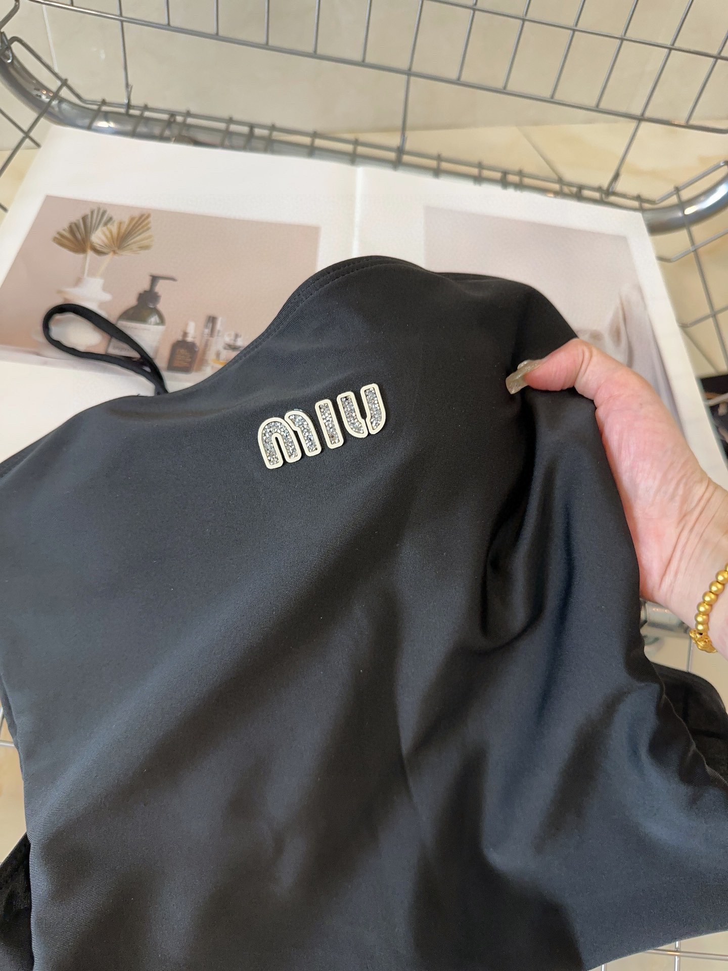 MIUMIU泳衣，时尚潮人必备！实物超级好看！海边度假拍照超级好！SML