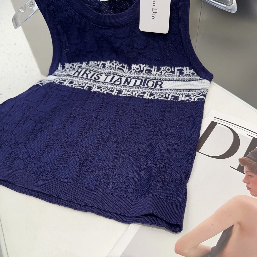 迪奥背心，搭外套单穿超🔥爆均码