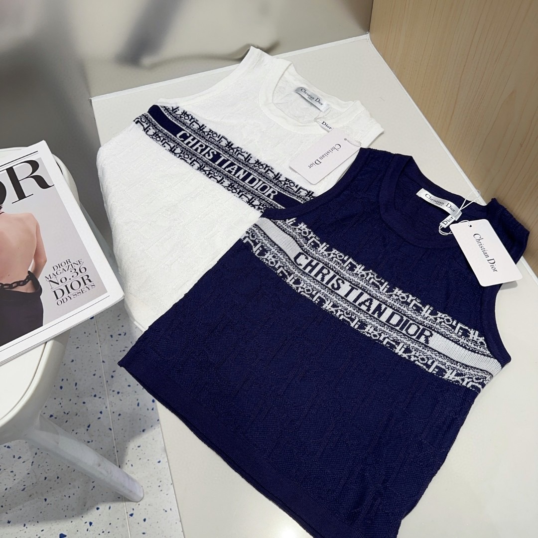 迪奥背心，搭外套单穿超🔥爆均码