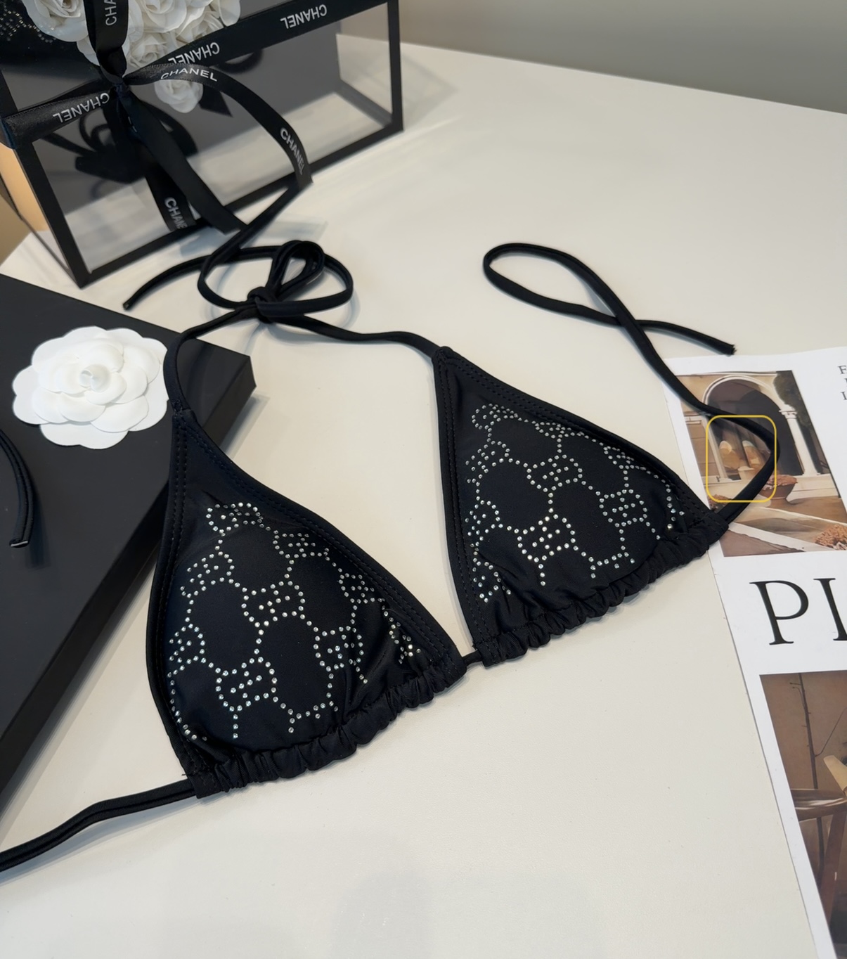 古奇泳衣，实物实在太美了！拍不出来它的美😍谁穿谁美！很值得入手✋ SML