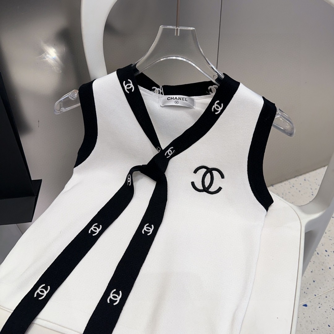 香奈儿小背心，搭外套单穿超🔥爆均码