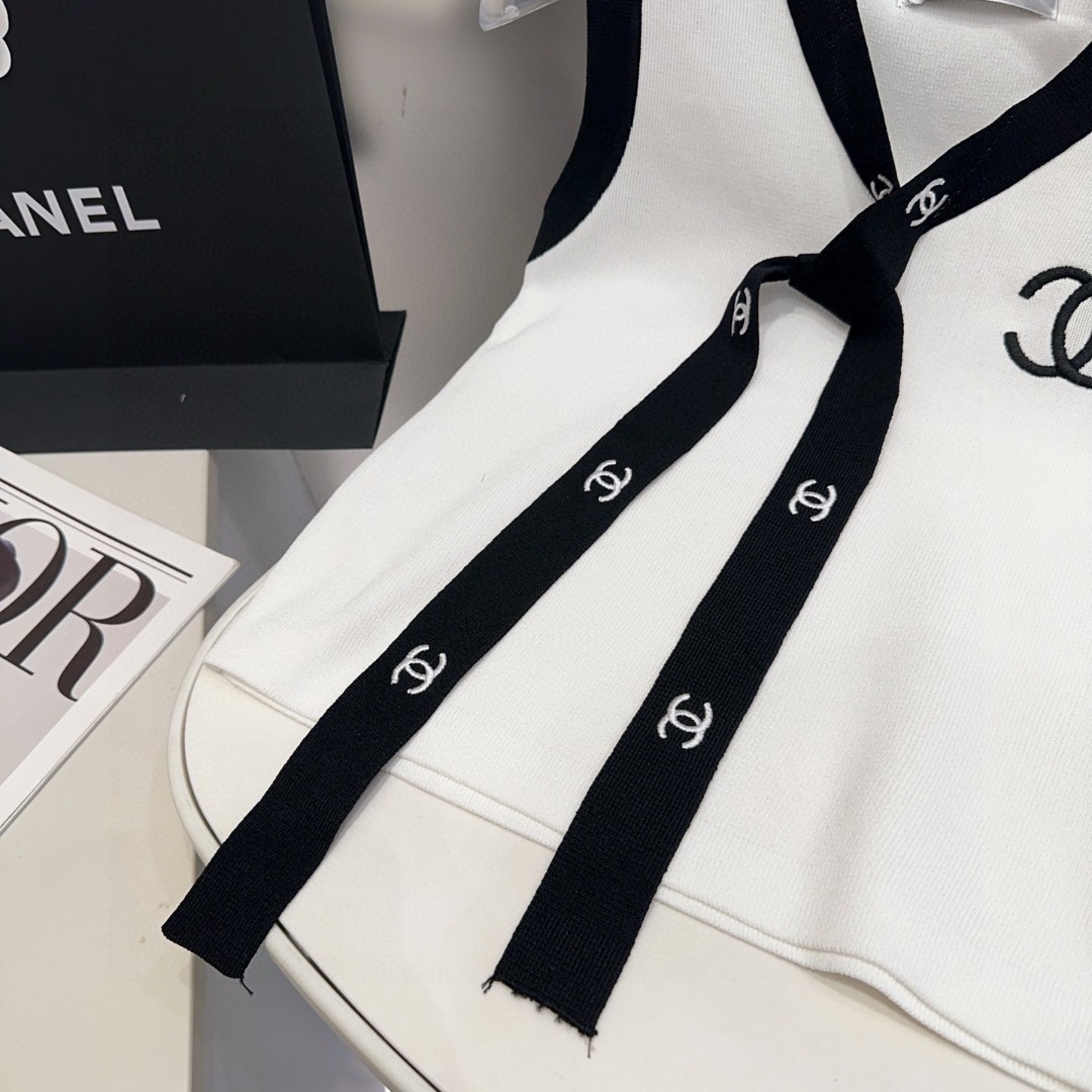 香奈儿小背心，搭外套单穿超🔥爆均码