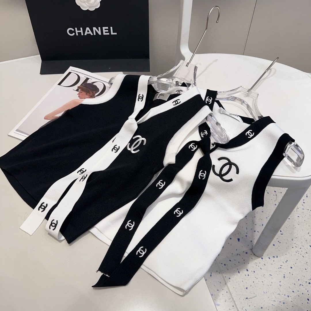 香奈儿小背心，搭外套单穿超🔥爆均码