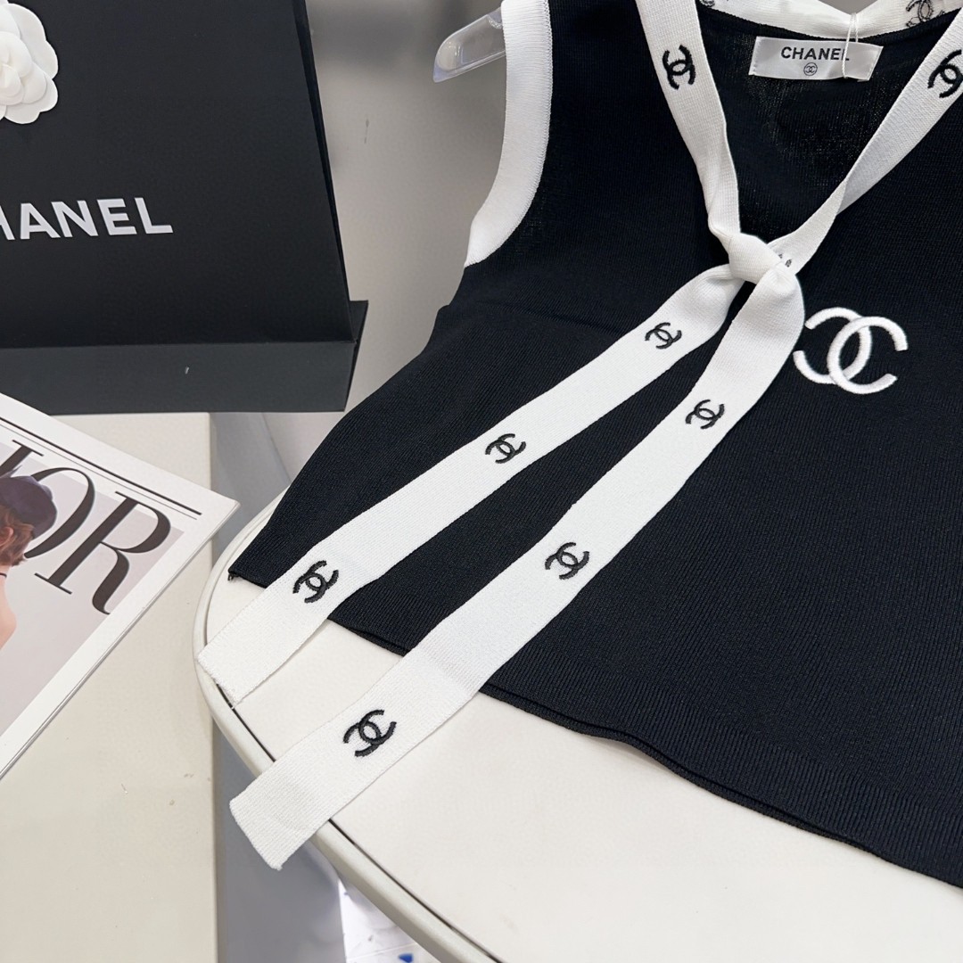 香奈儿小背心，搭外套单穿超🔥爆均码