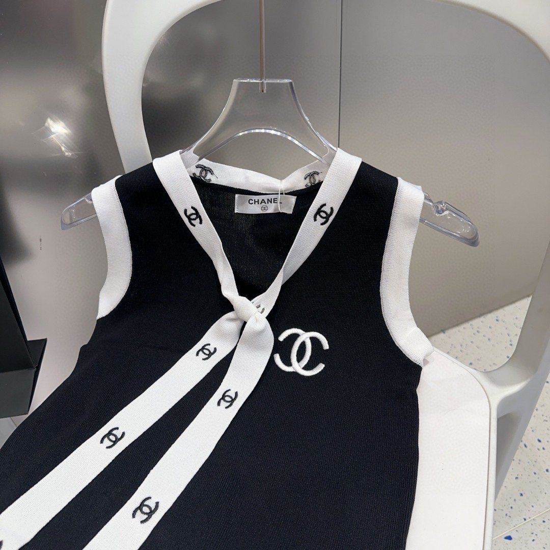 香奈儿小背心，搭外套单穿超🔥爆均码