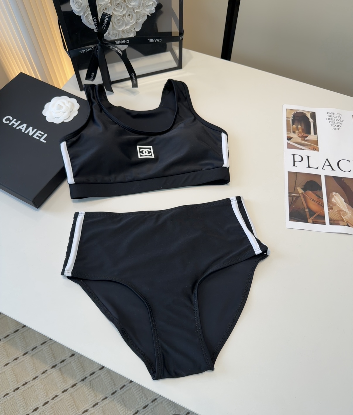 香奈儿泳衣，实物实在太美了！拍不出来它的美😍谁穿谁美！很值得入手✋ SML