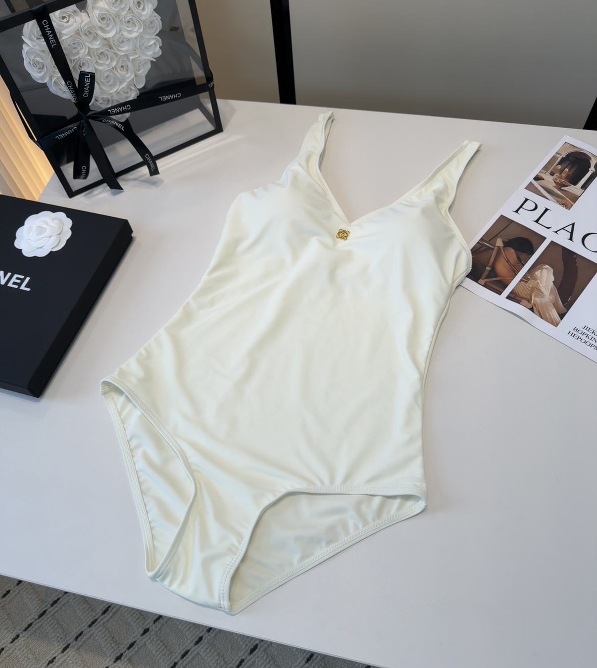 罗意威泳衣，实物实在太美了！拍不出来它的美😍谁穿谁美！很值得入手✋ SML