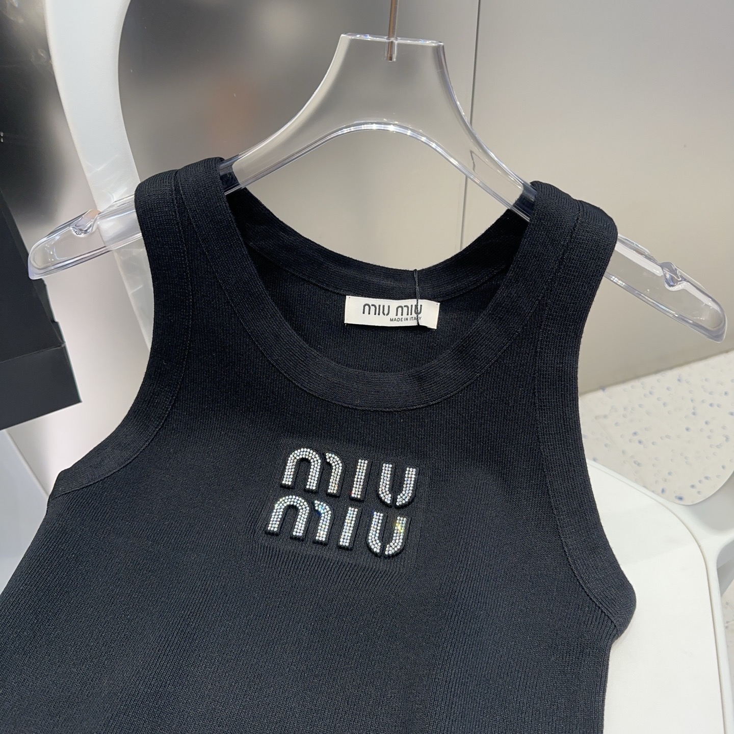 miumiu背心，搭外套单穿超。爆均码