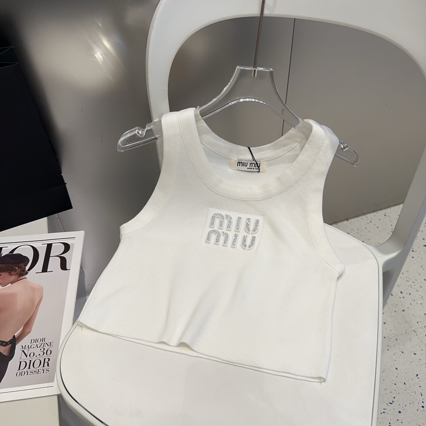 miumiu背心，搭外套单穿超。爆均码