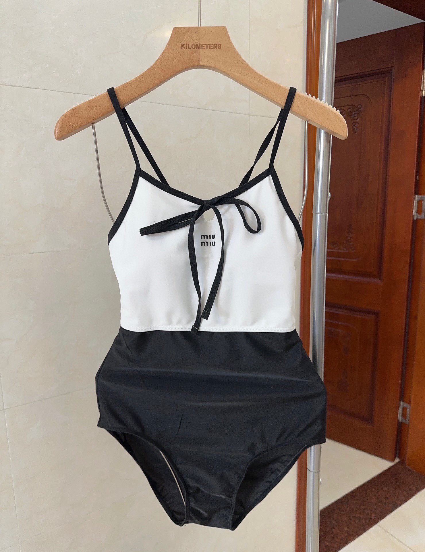 NO:814738,miumiu swimsuit, a must-have for fashionistas!  The real thing looks great!  It’s great to take photos on vacation at the beach!  SML swimsuit, swimming trunks, bikini, swimsuit, swimming trunks, bikini,miumiu,swimsuits,bikinis19860909miumiu泳衣,时尚潮人必备！实物超级好看！海边度假拍照超级好！SML泳衣泳裤比基尼,泳衣，泳裤，比基尼,miumiu,swimsuits,bikinis,accessory