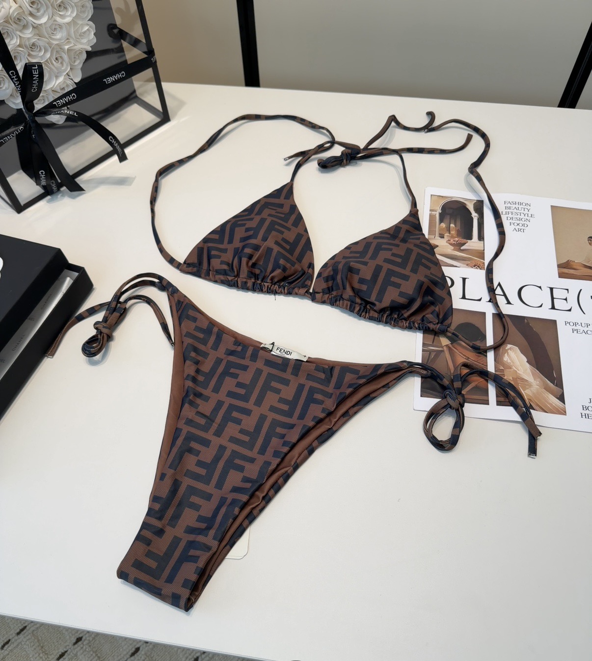 NO:815772,Fendi swimwear, a must-have for fashionistas!  The real thing is super nice!  It’s great to take photos on vacation at the beach!  SML swimsuit, swim trunks bikini, swimsuit, swimming trunks, bikini, fendi, swimsuits, bikinis19860909芬迪泳衣,时尚潮人必备！实物超级好看！海边度假拍照超级好！SML泳衣泳裤比基尼,泳衣，泳裤，比基尼,fendi,swimsuits,bikinis,accessory