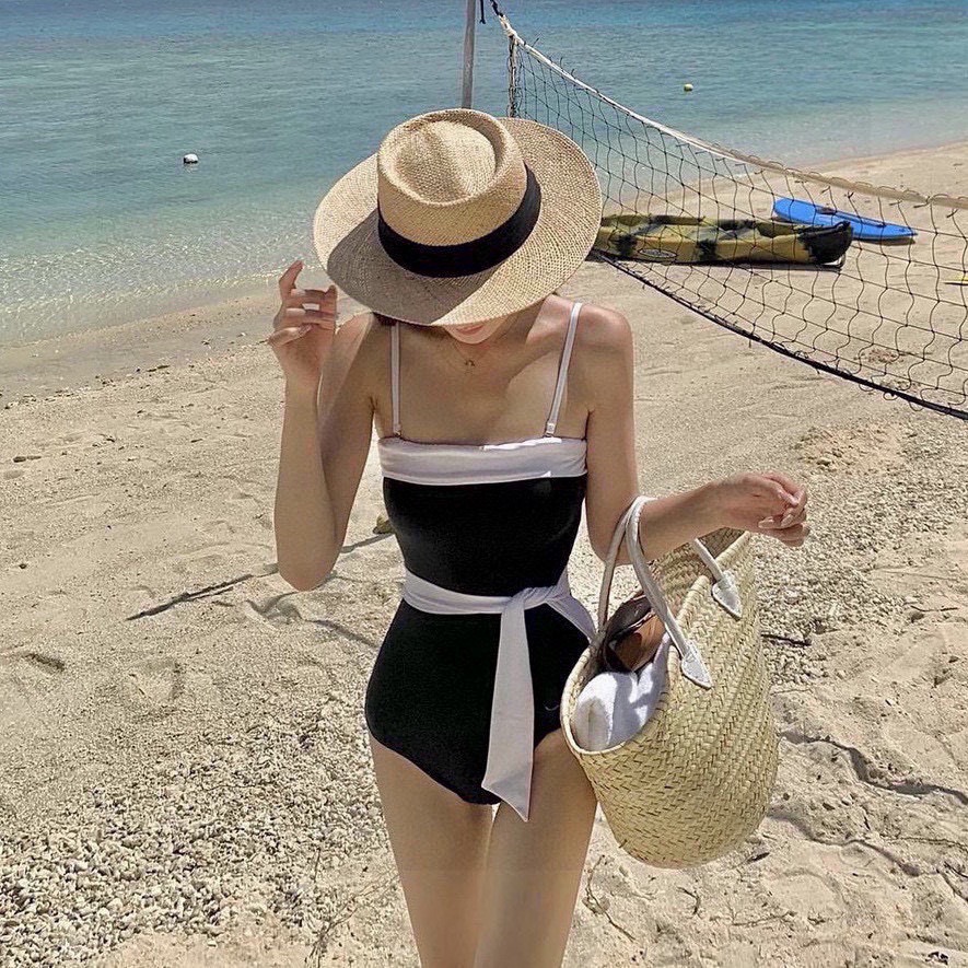 NO:815700,Chanel swimsuit is so beautiful in real life!  If you can’t take a picture of its beauty, whoever wears it will look better!  It is worth buying SML swimsuits, swimsuits, bikinis, swimsuits, swimming trunks, bikinis, chanel, swimsuits, bikinis19860909香奈儿泳衣,实物实在太美了！拍不出来它的美谁穿谁美！很值得入手 SML泳衣泳裤比基尼,泳衣，泳裤，比基尼,chanel,swimsuits,bikinis,accessory