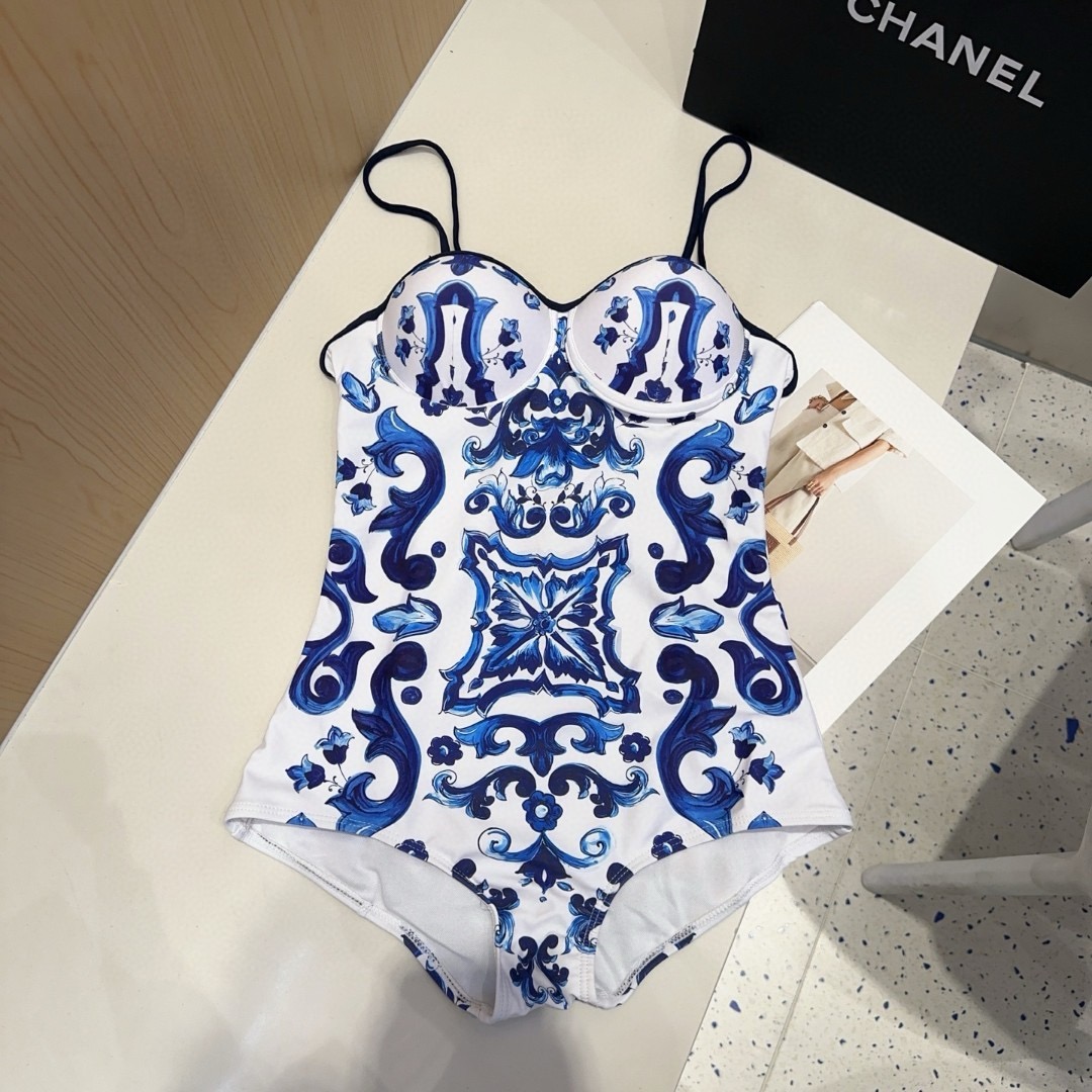 NO:855197,Dg swimsuit, a must-have for fashionistas. Super flattering!  SML swimsuit, swim trunks, bikini, swimsuit, swimming trunks, bikini, swimsuits, bikinis19860909Dg泳衣,时尚达人必备.超级显身材！SML泳衣泳裤比基尼,泳衣，泳裤，比基尼,swimsuits,bikinis,accessory