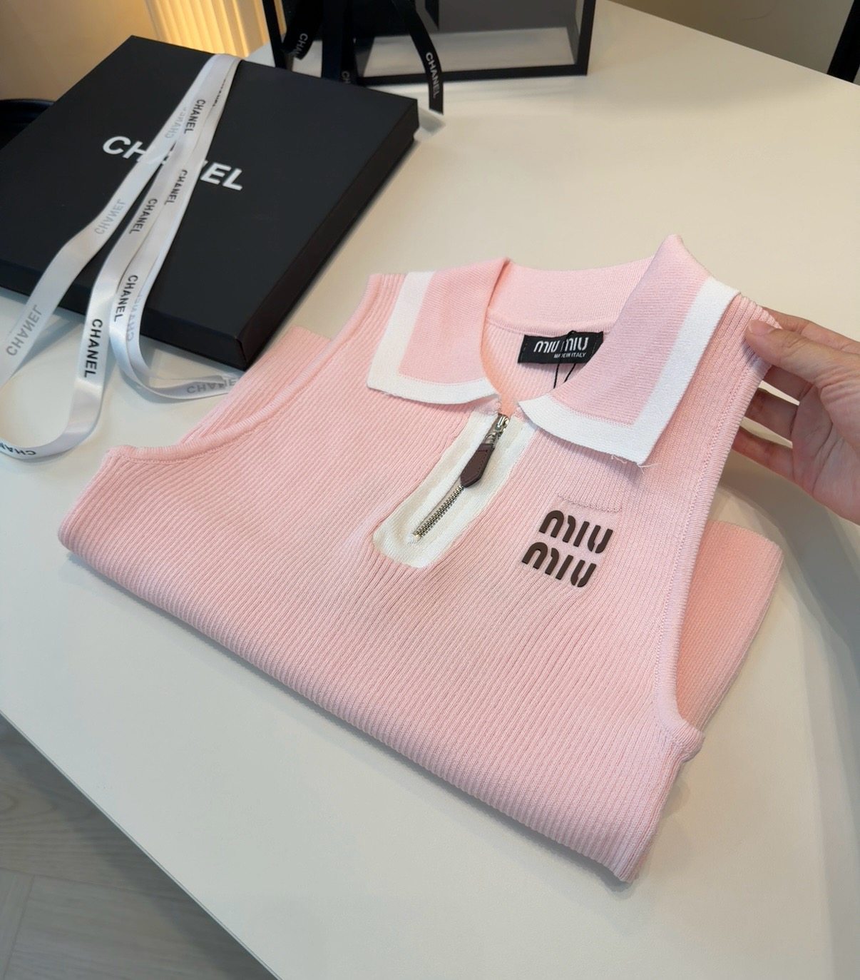 Miumiu背心，搭外套单穿超。爆均码