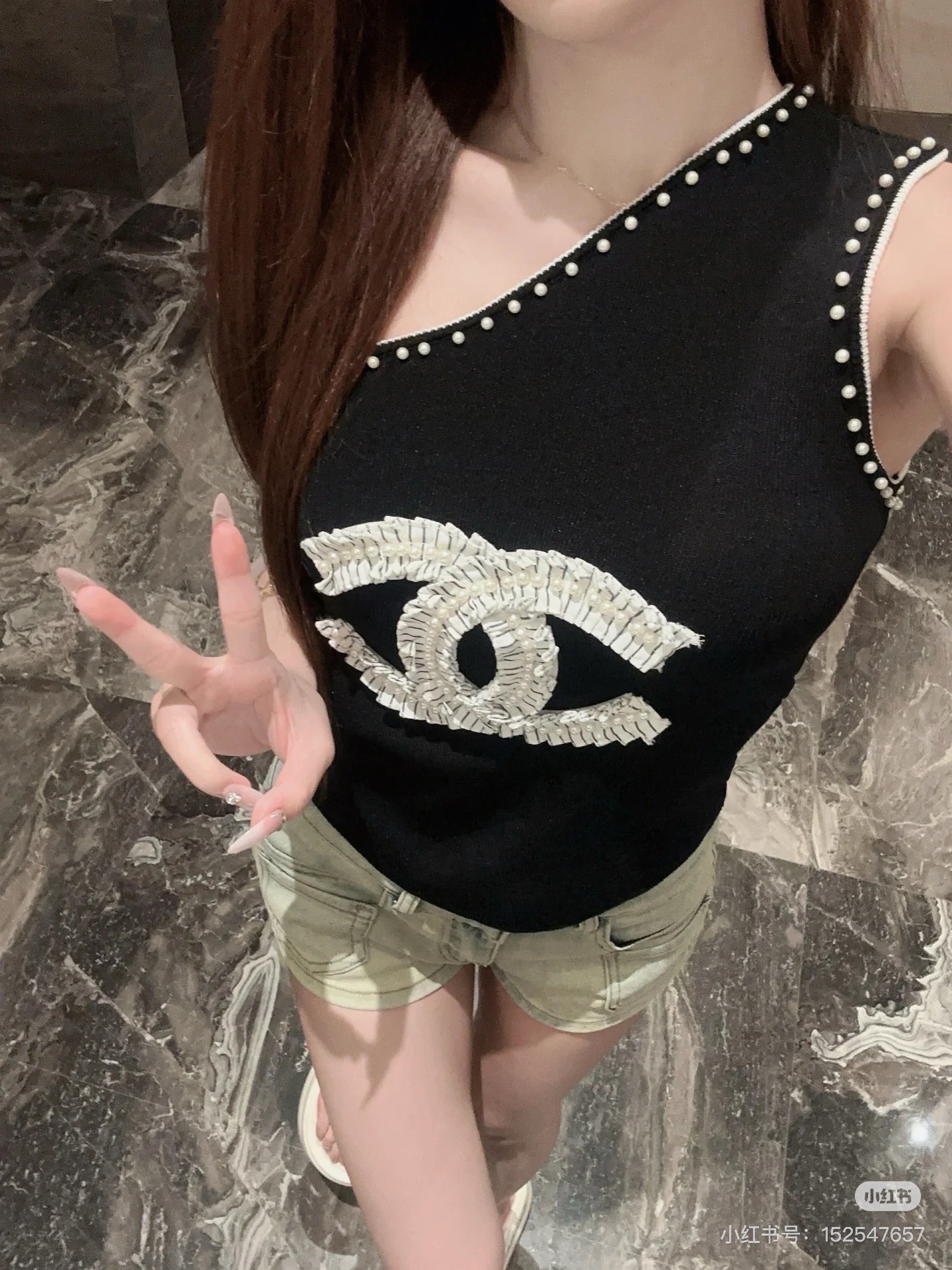 香奈儿小背心，搭外套单穿超。爆均码