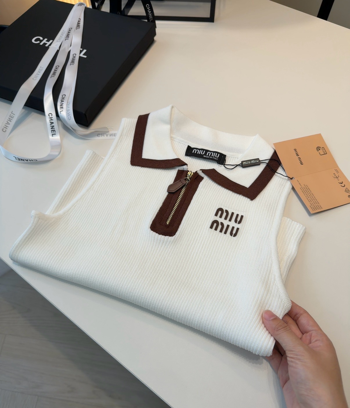 Miumiu背心，搭外套单穿超。爆均码