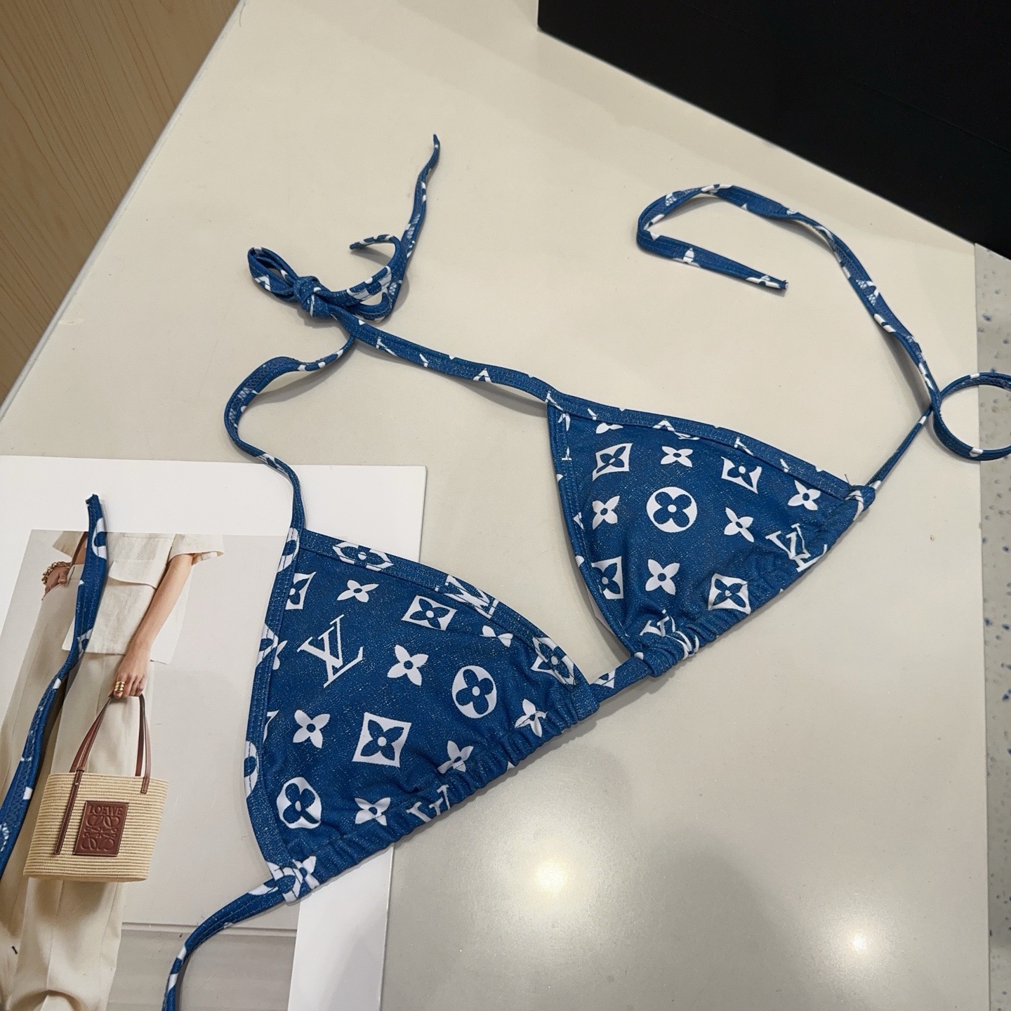 Lv泳衣，时尚达人必备。超级显身材！SML