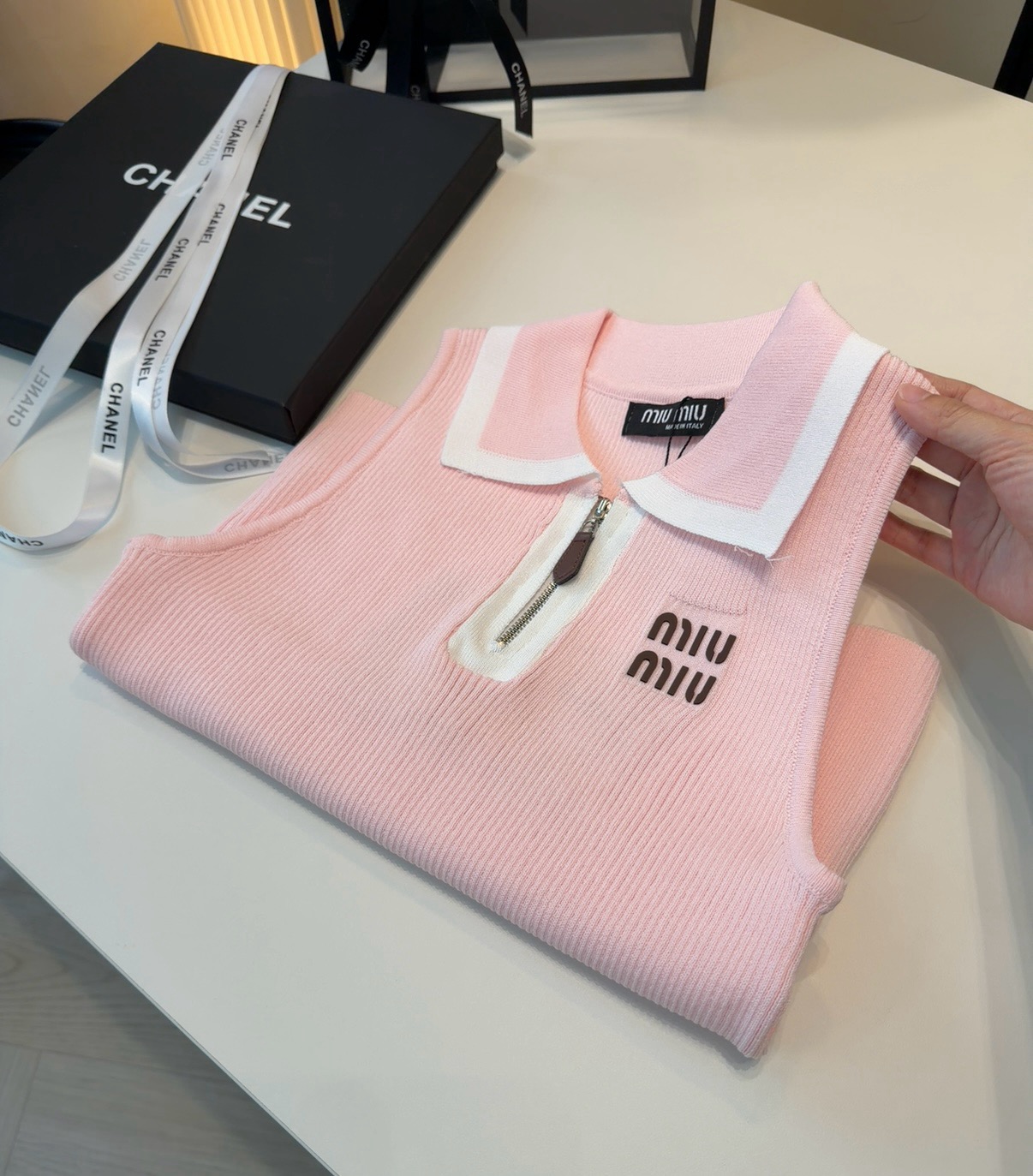 Miumiu背心，搭外套单穿超。爆均码
