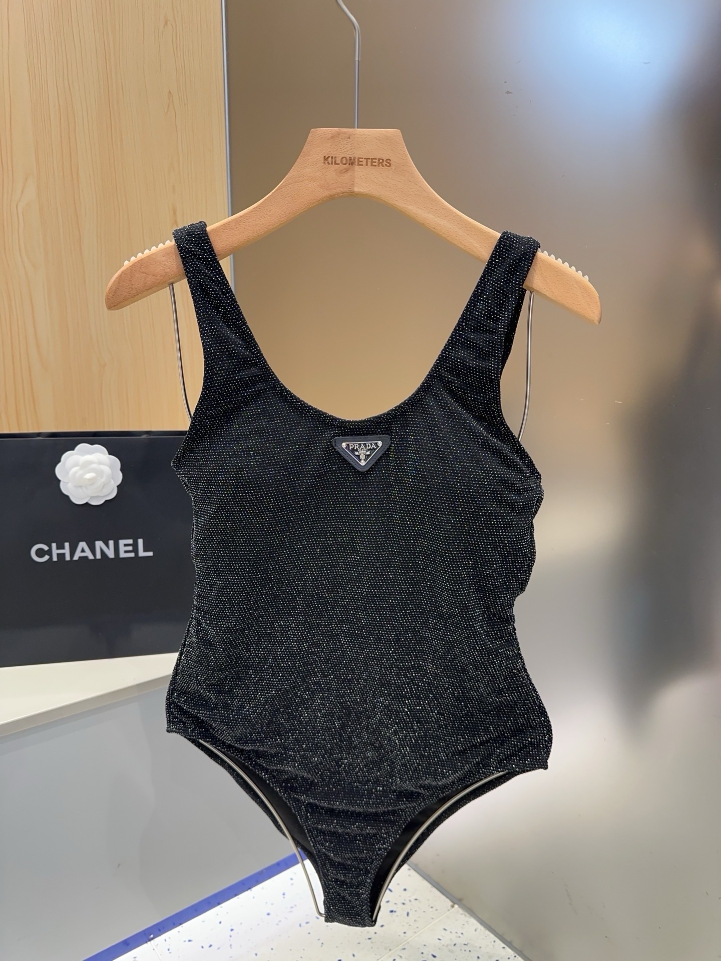 NO:882320,Prada's new swimsuit, a must-have for fashionistas!  The real thing is super nice!  It’s great to take photos on vacation at the beach!  SML swimsuit, swim trunks, bikini, swimsuit, swimming trunks, bikini, prada, swimsuits, bikinis19860909普拉达新款泳衣,时尚潮人必备！实物超级好看！海边度假拍照超级好！SML泳衣泳裤比基尼,泳衣，泳裤，比基尼,prada,swimsuits,bikinis,accessory