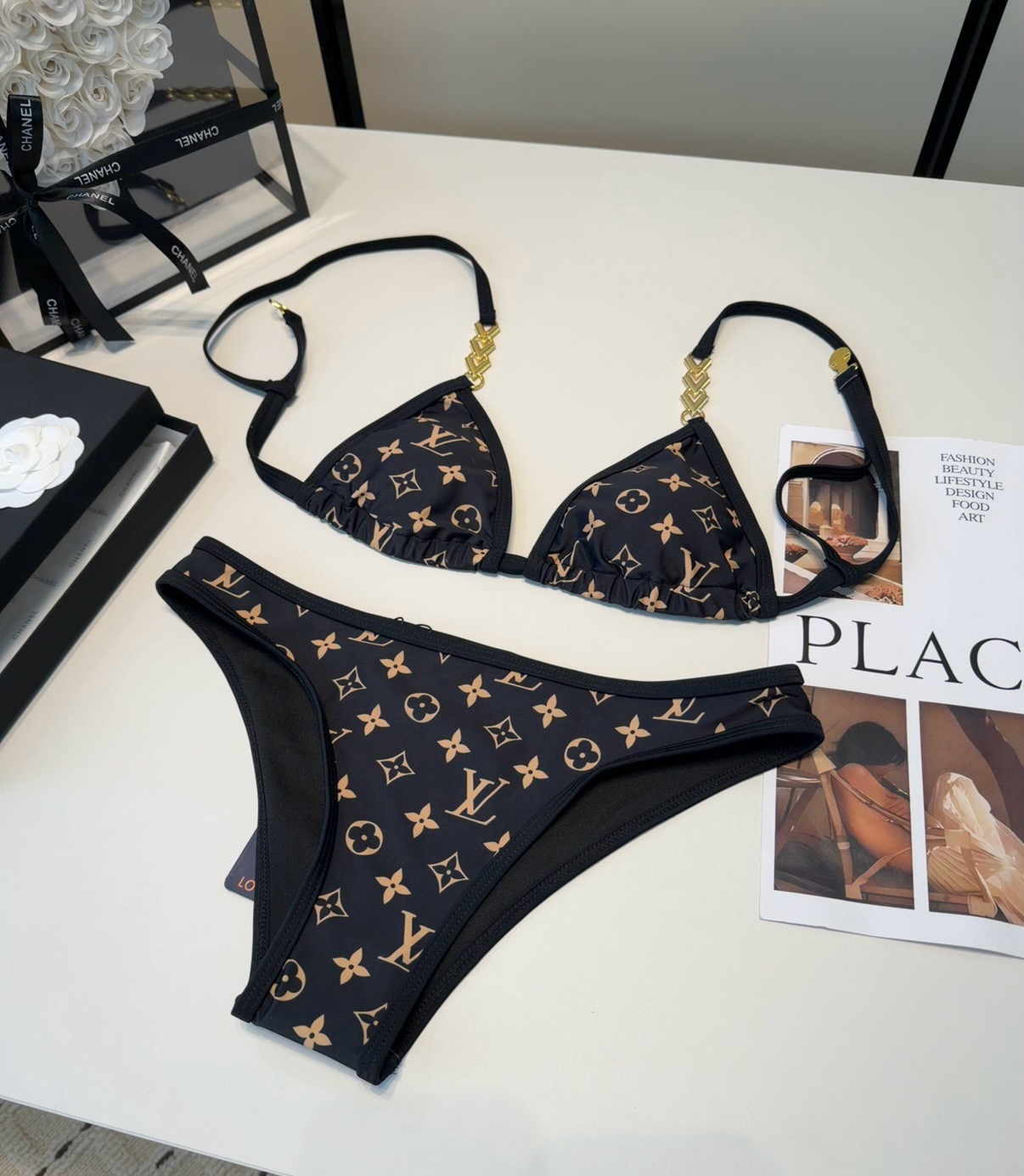 NO:921145,LV swimsuit, a must-have for fashionistas!  The real thing is super nice!  It’s great to take photos on vacation at the beach!  SML swimsuit swim trunks bikini, swimsuit, swimming trunks, bikini, louis vuitton, swimsuits, bikinis19860909Lv泳衣,时尚潮人必备！实物超级好看！海边度假拍照超级好！SML泳衣泳裤比基尼,泳衣，泳裤，比基尼,louis vuitton,swimsuits,bikinis,accessory